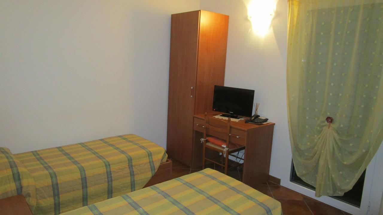 Al Castello Hotel Artegna ห้อง รูปภาพ