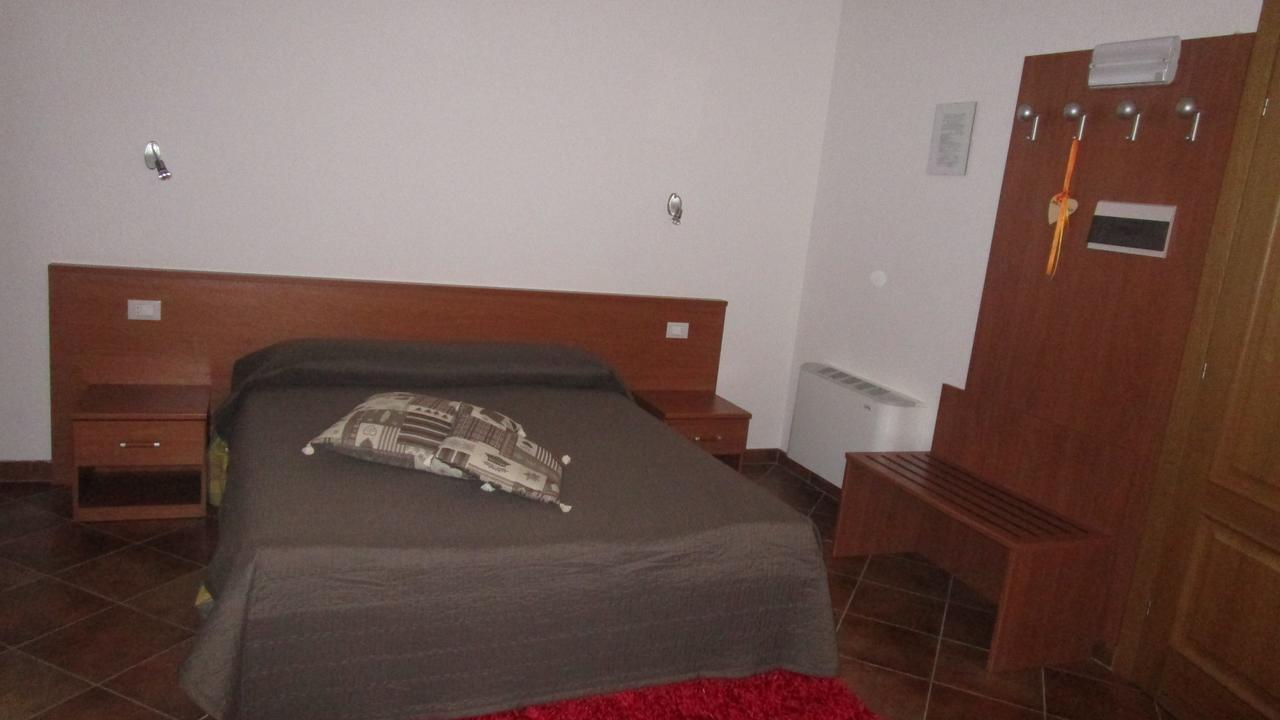 Al Castello Hotel Artegna ห้อง รูปภาพ