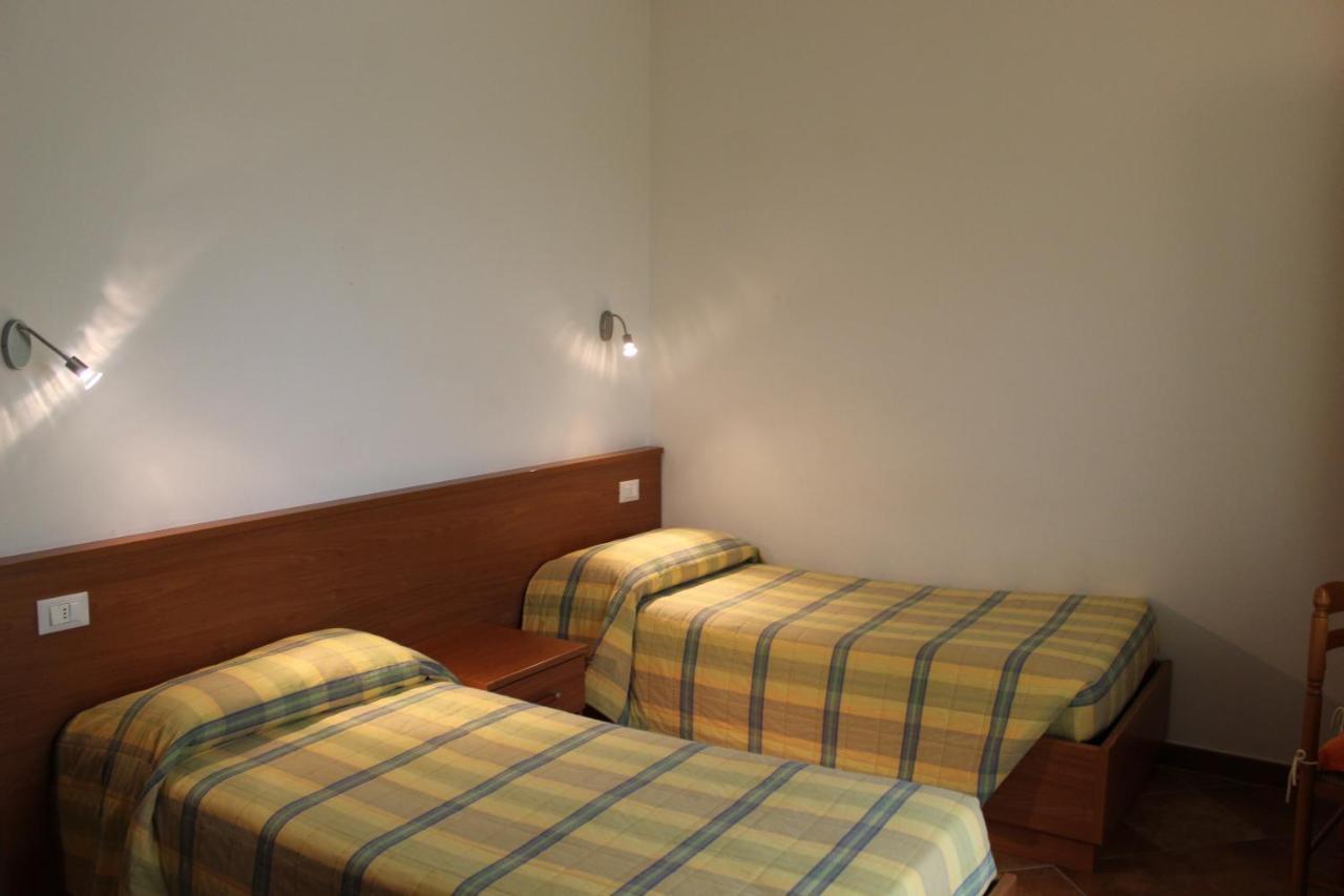 Al Castello Hotel Artegna ภายนอก รูปภาพ